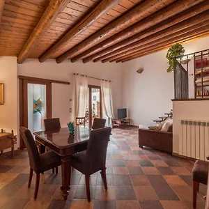 apt-a-casa-del-gioielliere.palermohotels.org/