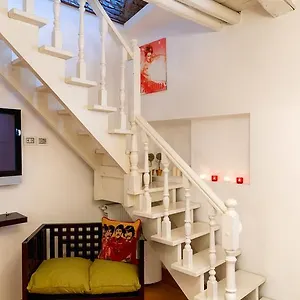 romanticasa-trastevere.it-romehotels.com/